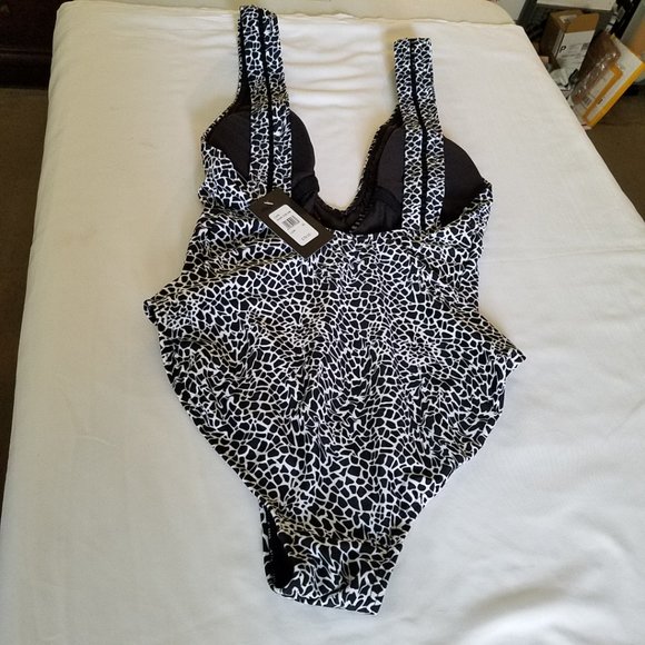 🩱Frederick's of Hollywood One Piece Bathing Suit - NWT🩱 - Picture 4 of 9